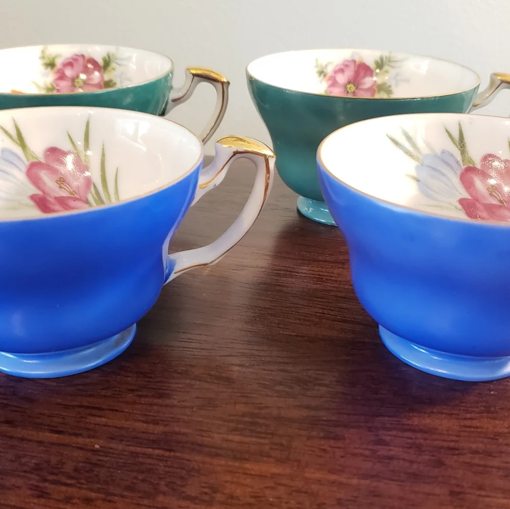 Beautiful Vintage Blue Ucagco Hand Painted China Teacups - 4 cups, 1 saucer - Picture 9 of 13